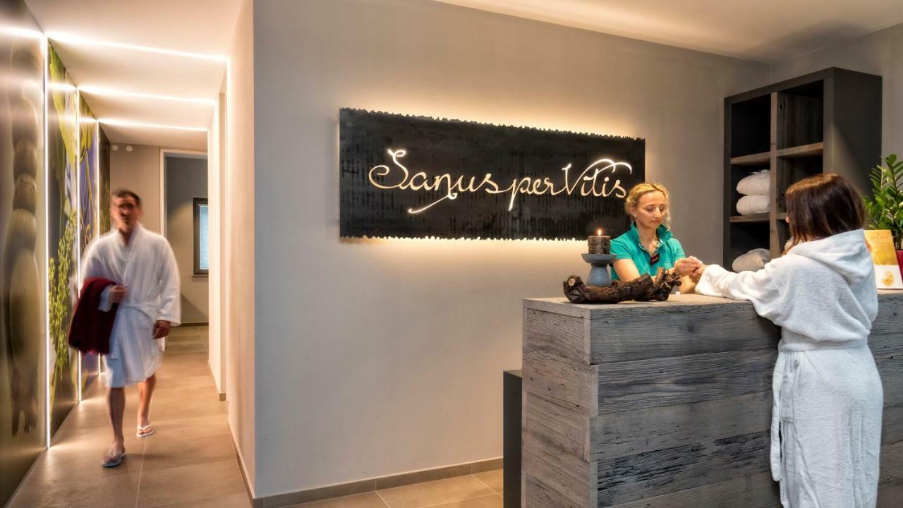 Hotel Weingut Klosterhof Caldaro Εξωτερικό φωτογραφία