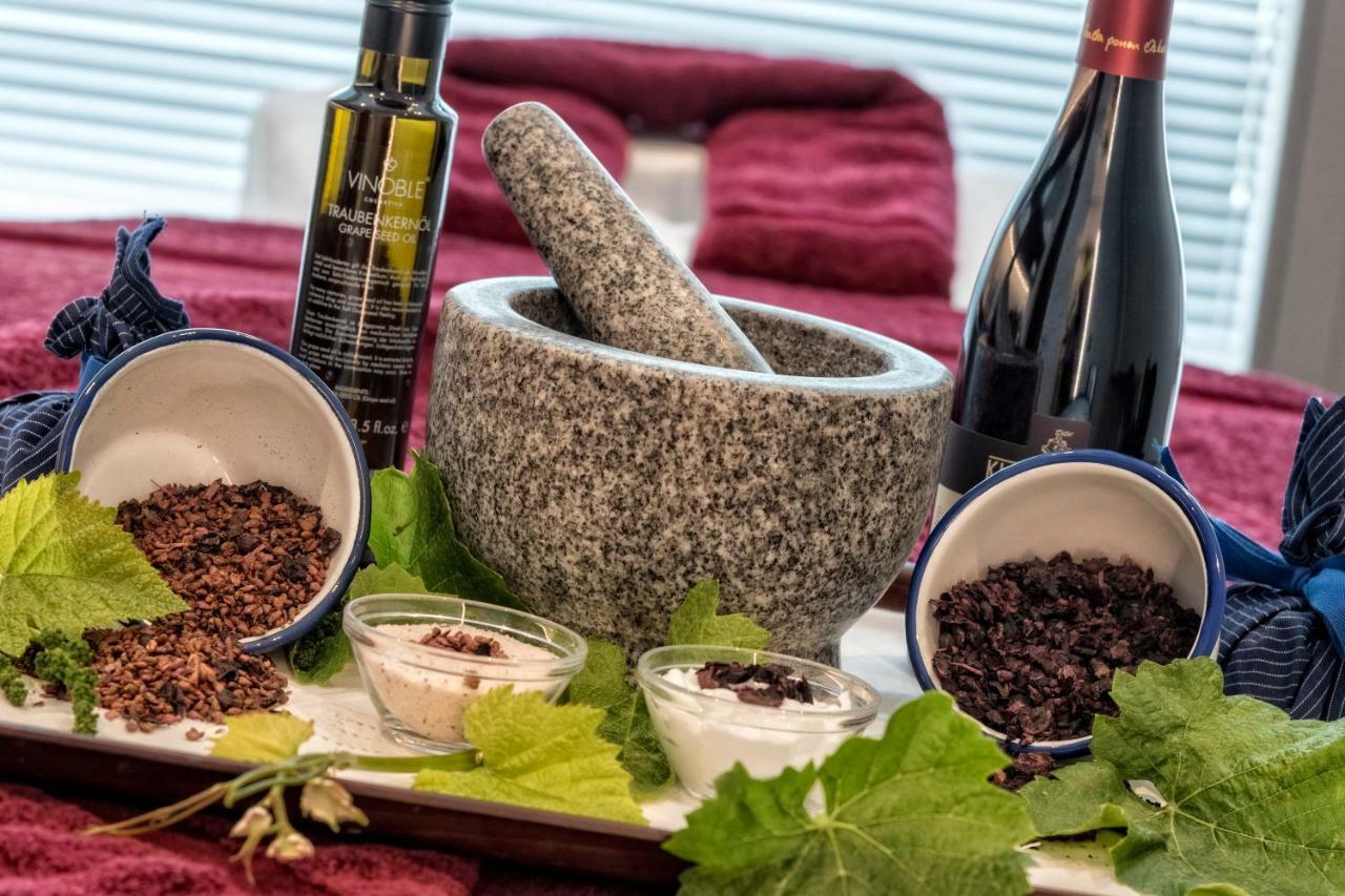 Hotel Weingut Klosterhof Caldaro Εξωτερικό φωτογραφία